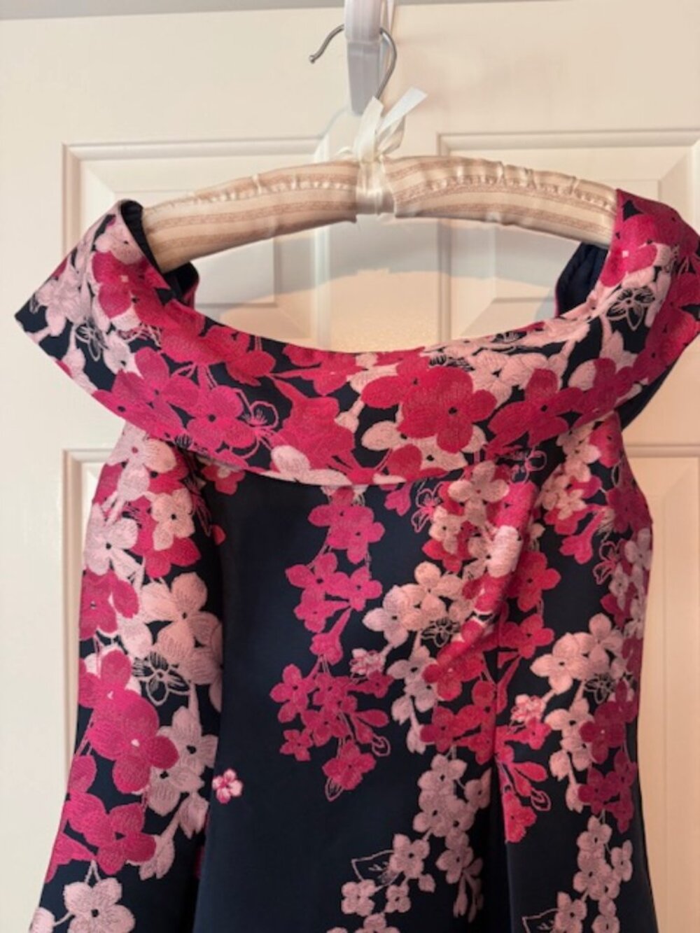 Adrianna Papell Floral Off-the-shoulder Dress, Size 10 - Picture 9 of 15